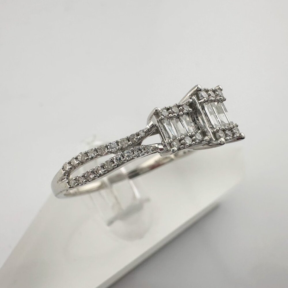 Stunning 1/2 Carat VS Lab Diamond Ring with Digital Appraisal Size 10 - Picture 6 of 16